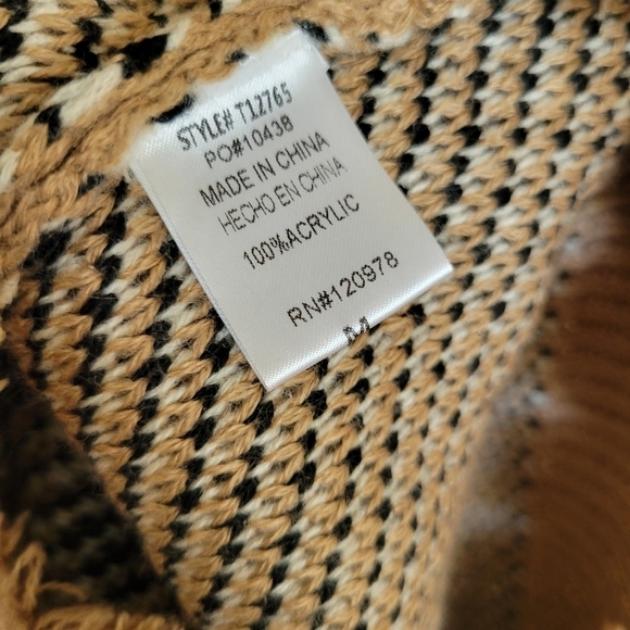 Entro Womens Ripped Leopard Print V Neck Casual Knit Sweater Size Medium - Picture 4 of 4